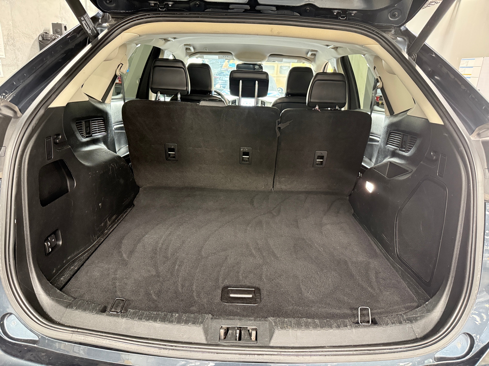 Thumbnail: 2022 Ford Edge - 6