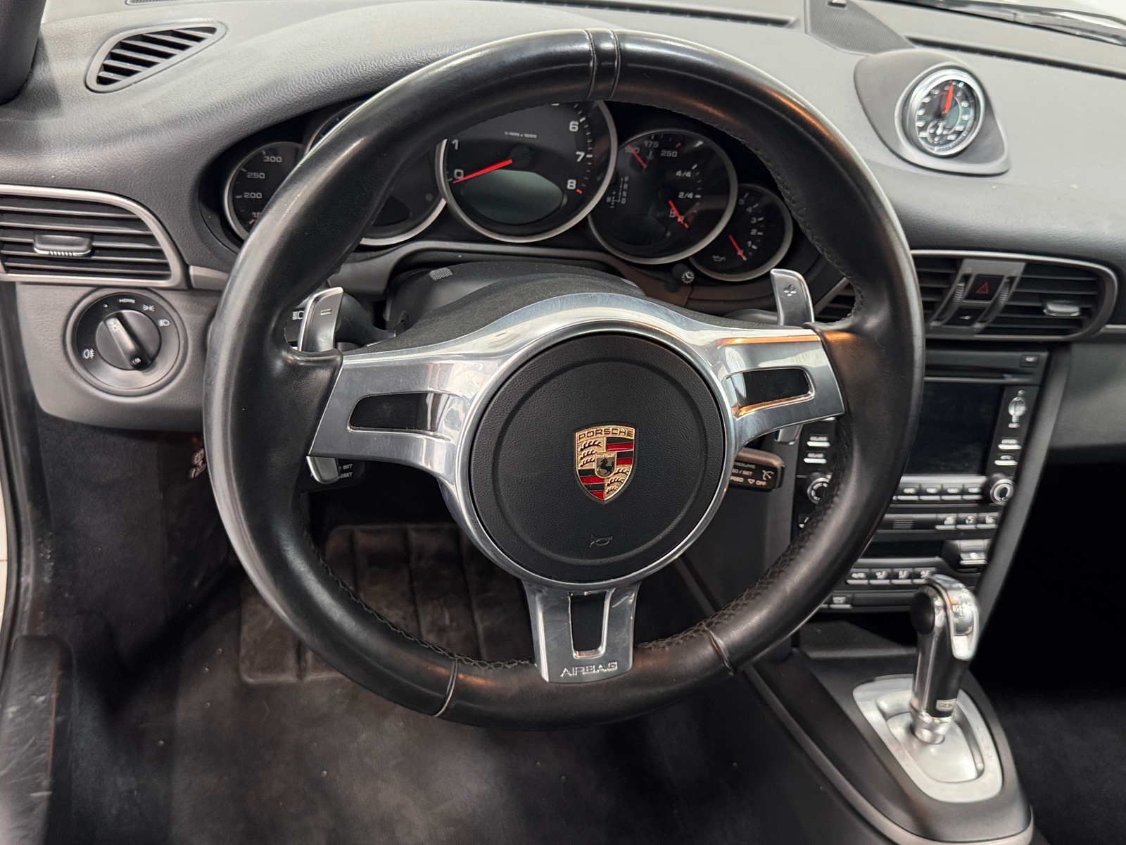 Thumbnail: 2012 Porsche 911 - 4