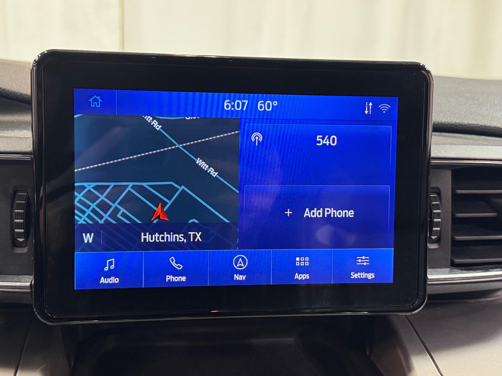 Thumbnail: 2021 Ford Explorer - 4