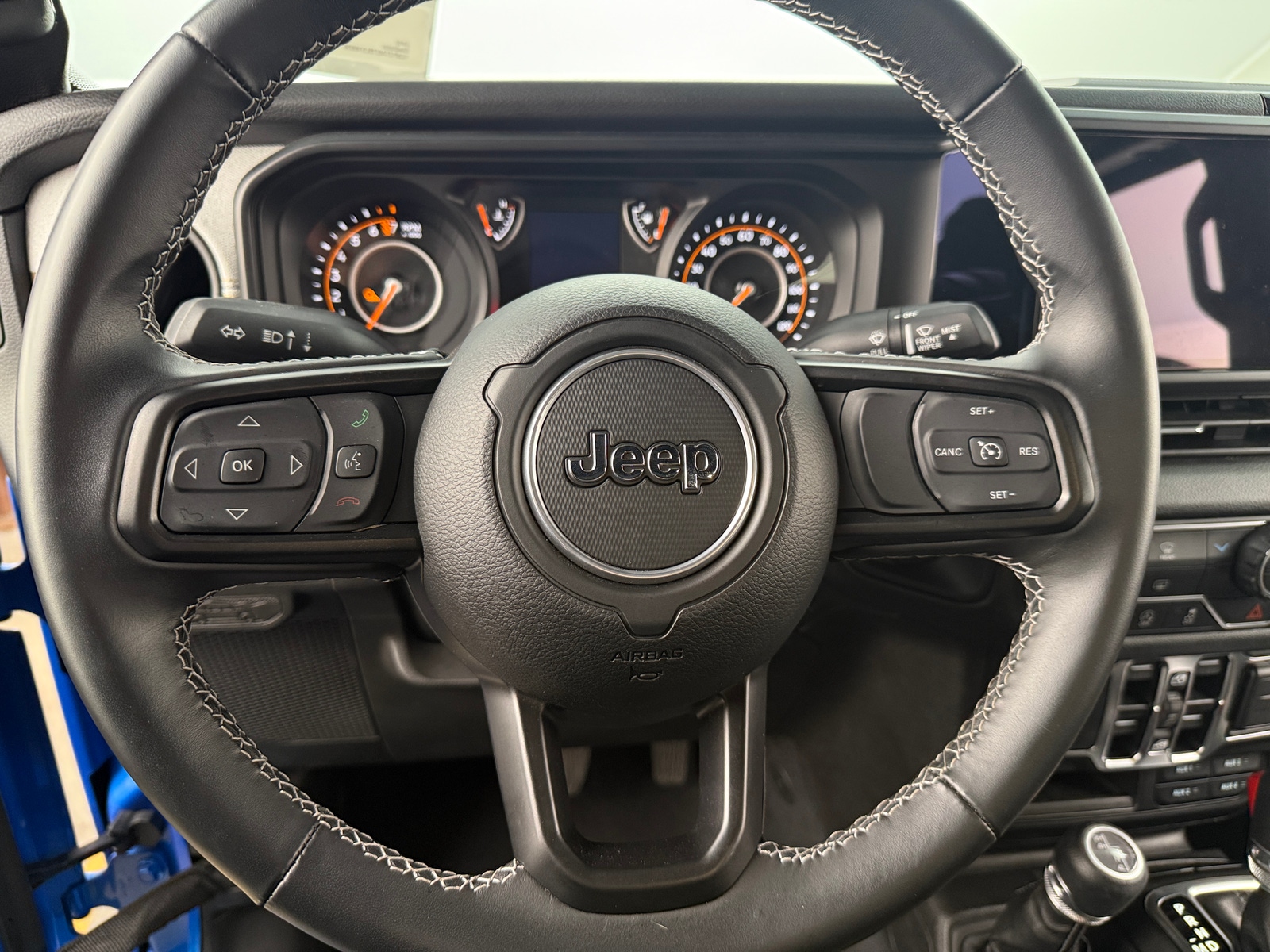 Thumbnail: 2025 Jeep Gladiator - 5