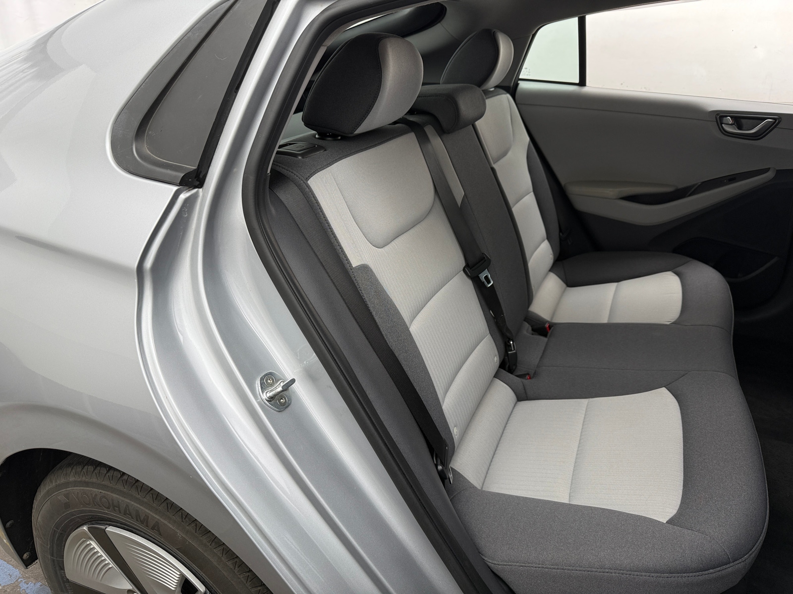 Thumbnail: 2020 Hyundai Ioniq - 6