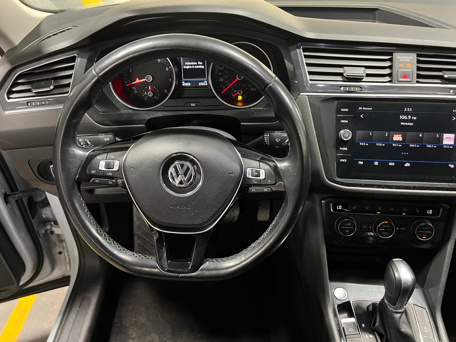Thumbnail: 2018 Volkswagen Tiguan - 4