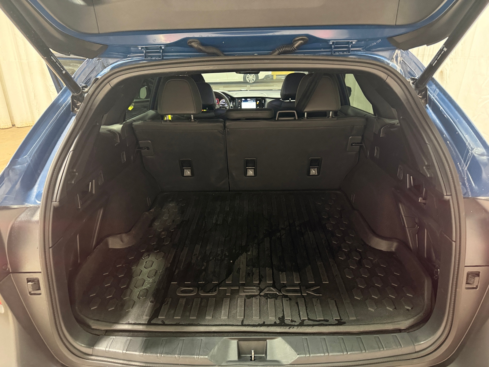 Thumbnail: 2023 Subaru Outback - 7