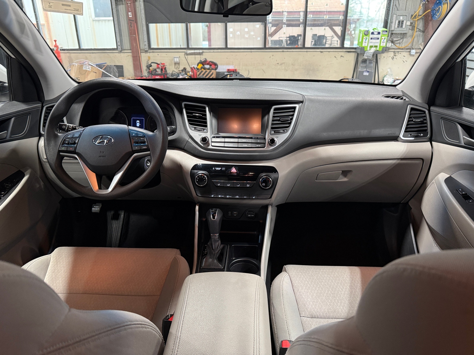 Thumbnail: 2018 Hyundai Tucson - 3