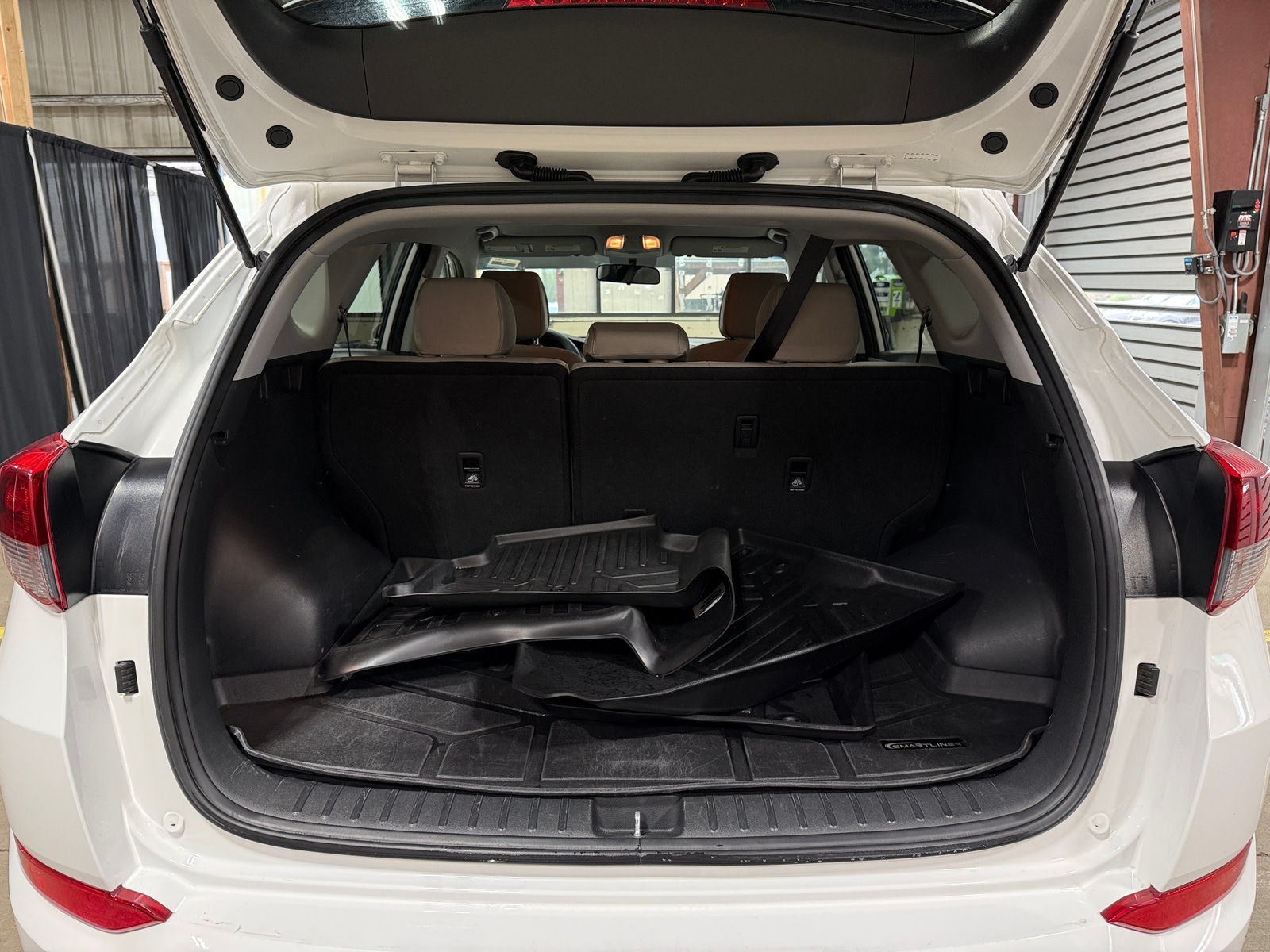 Thumbnail: 2018 Hyundai Tucson - 7