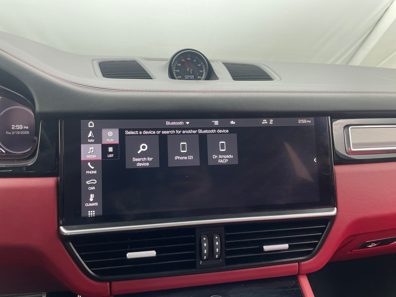 Thumbnail: 2021 Porsche Cayenne - 3