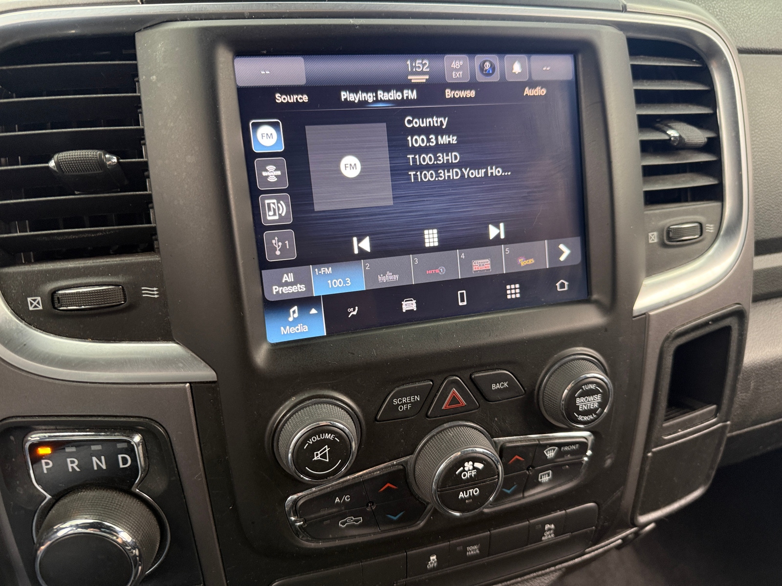 Thumbnail: 2022 RAM 1500 Classic - 4