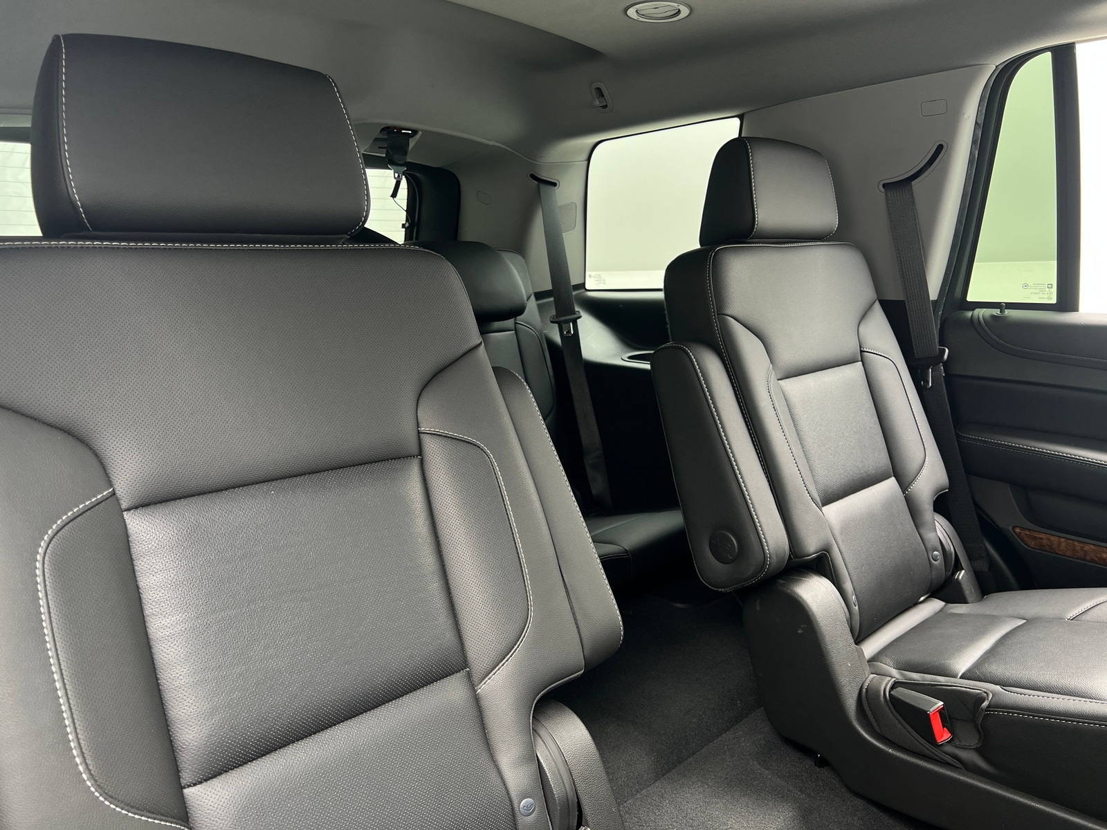 Thumbnail: 2019 Chevrolet Tahoe - 5