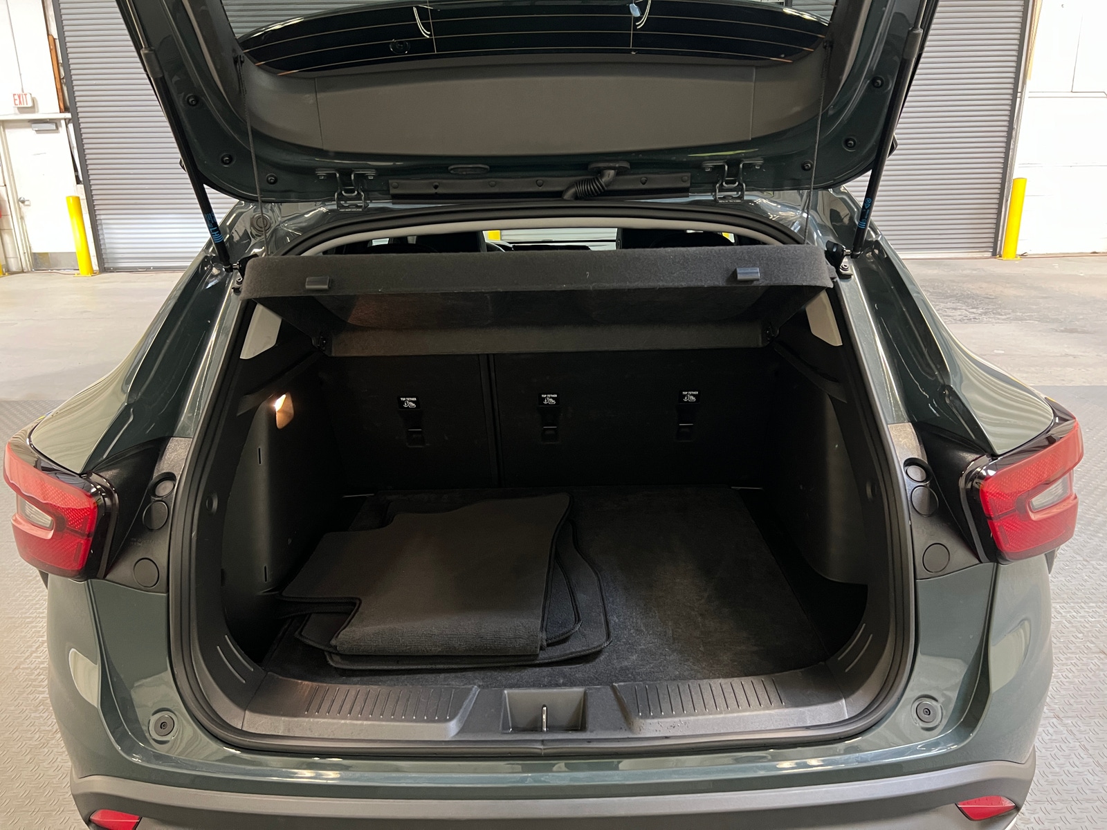 Thumbnail: 2025 Chevrolet Trax - 7