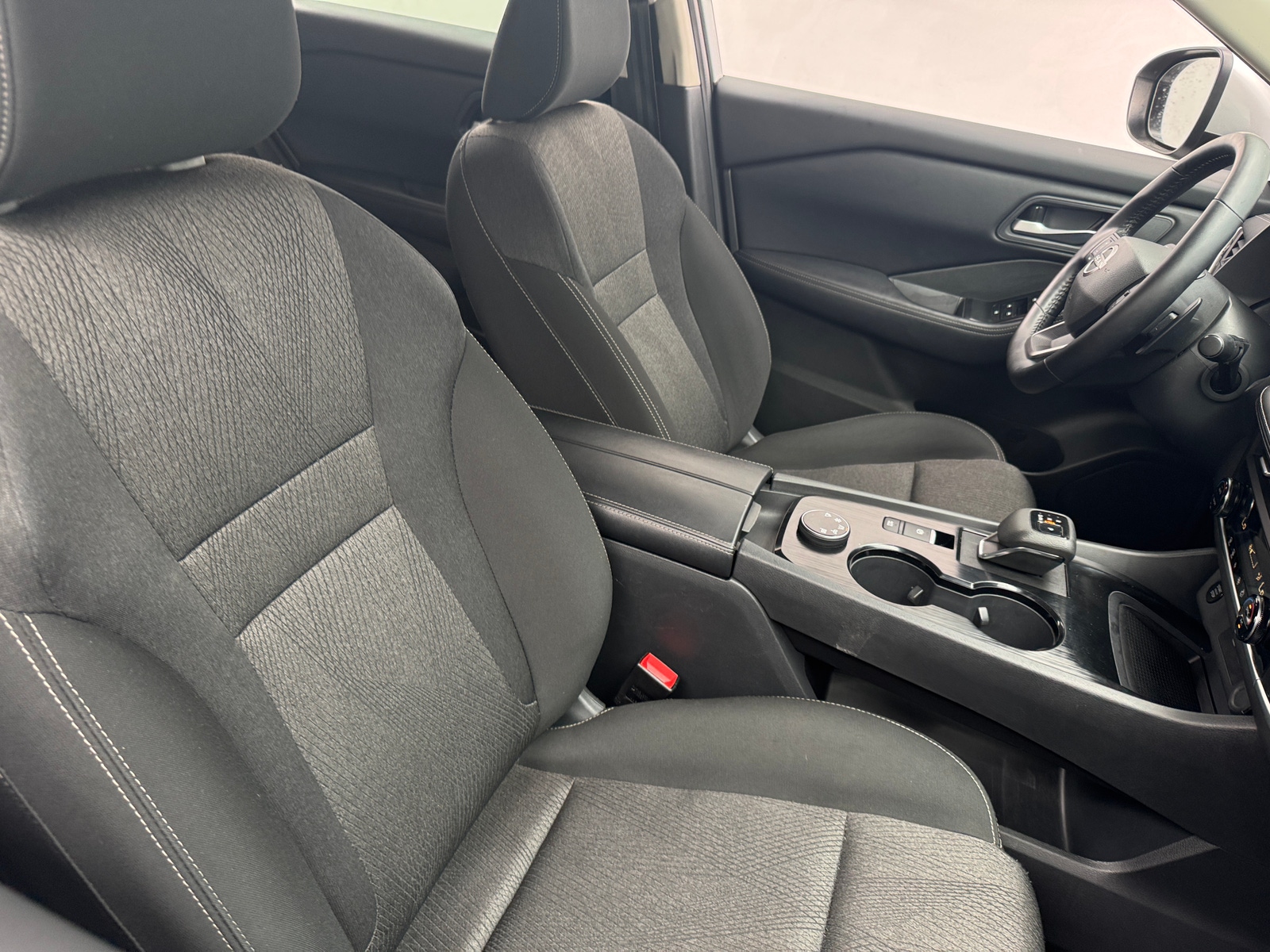 Thumbnail: 2025 Nissan Rogue - 2