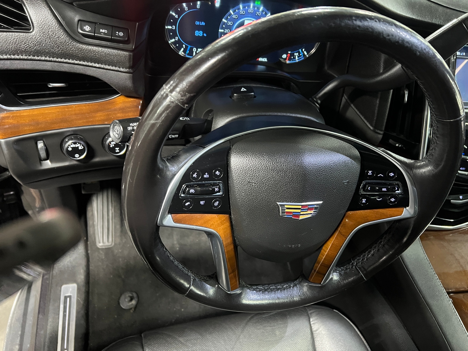 Thumbnail: 2018 Cadillac Escalade - 4