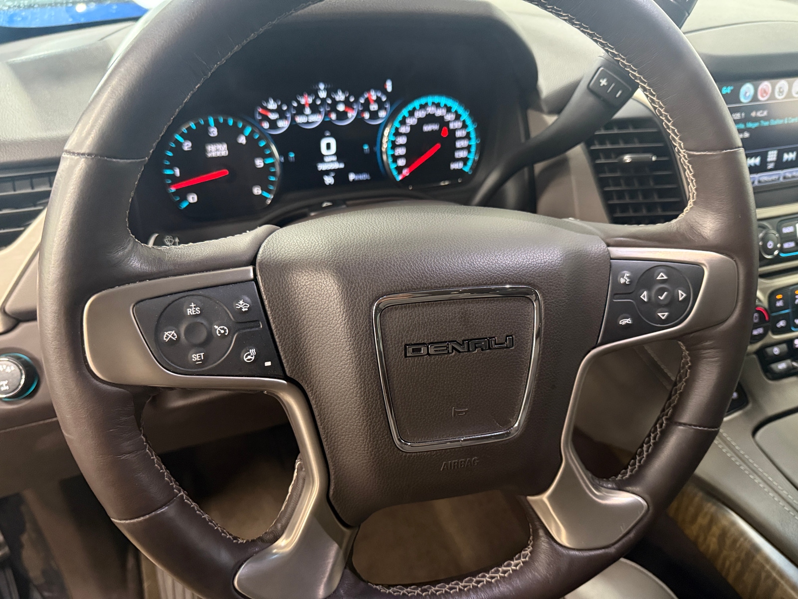 Thumbnail: 2018 GMC Yukon - 4