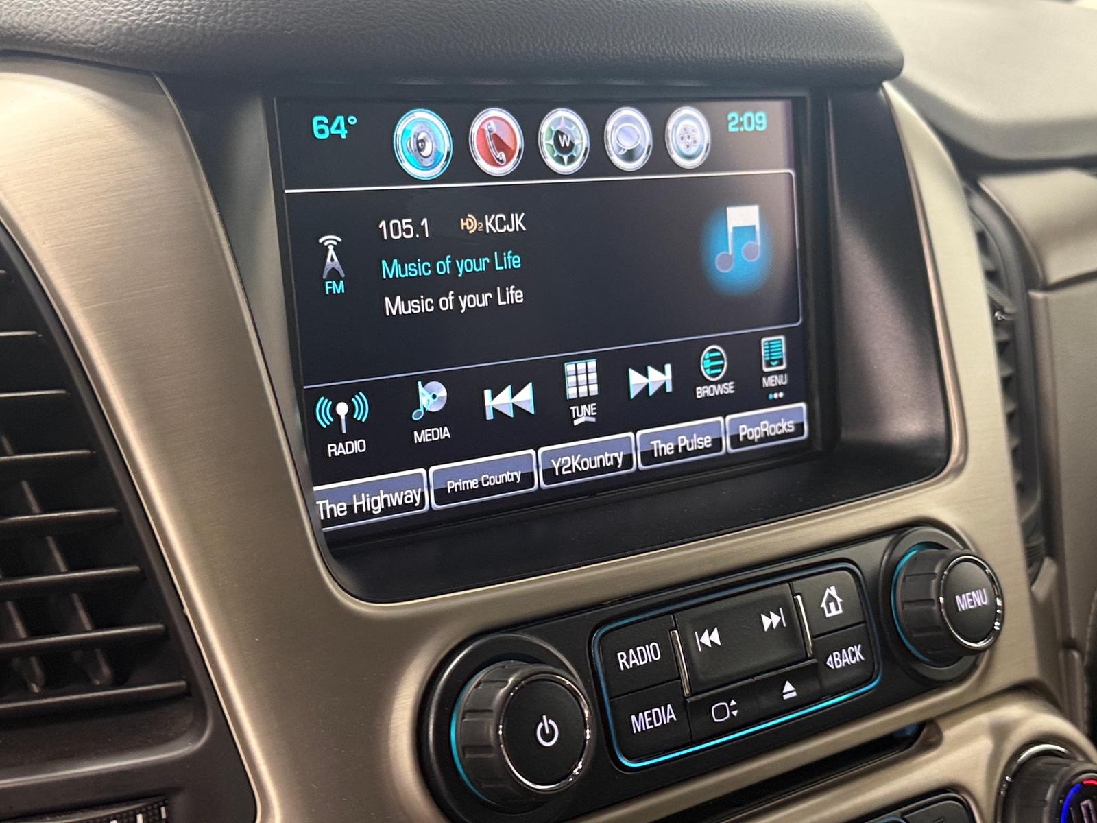 Thumbnail: 2018 GMC Yukon - 3