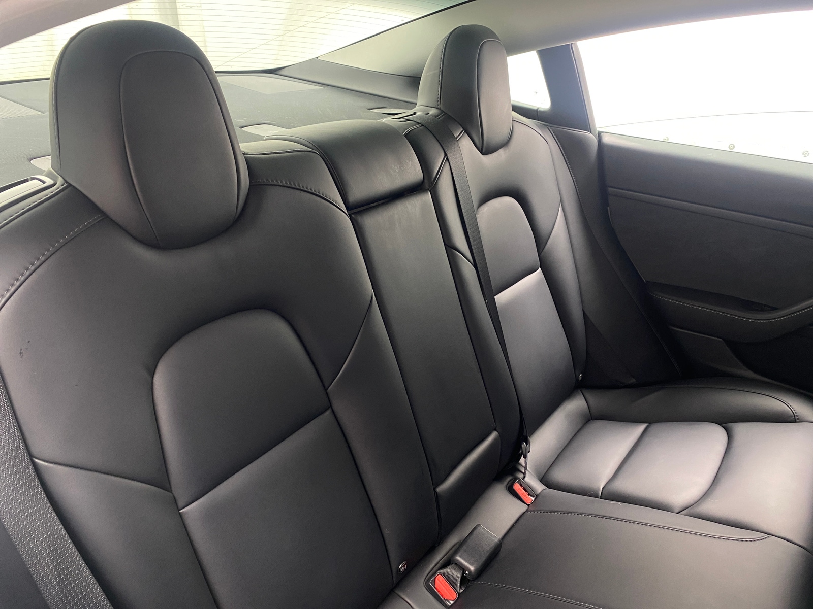 Thumbnail: 2021 Tesla Model 3 - 4