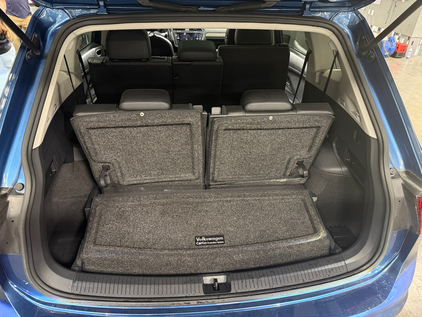 Thumbnail: 2019 Volkswagen Tiguan - 6