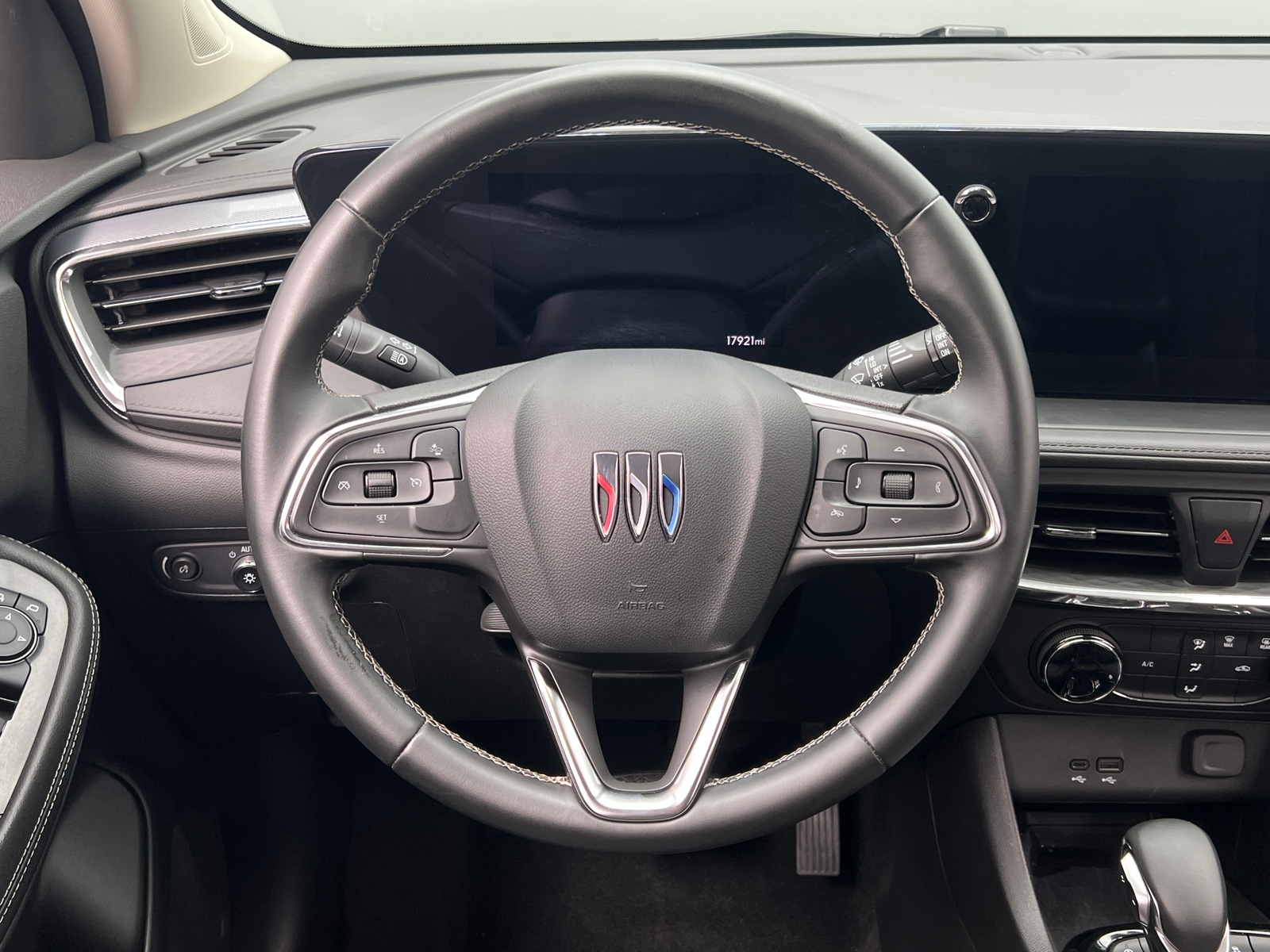 Thumbnail: 2025 Buick Encore GX - 5