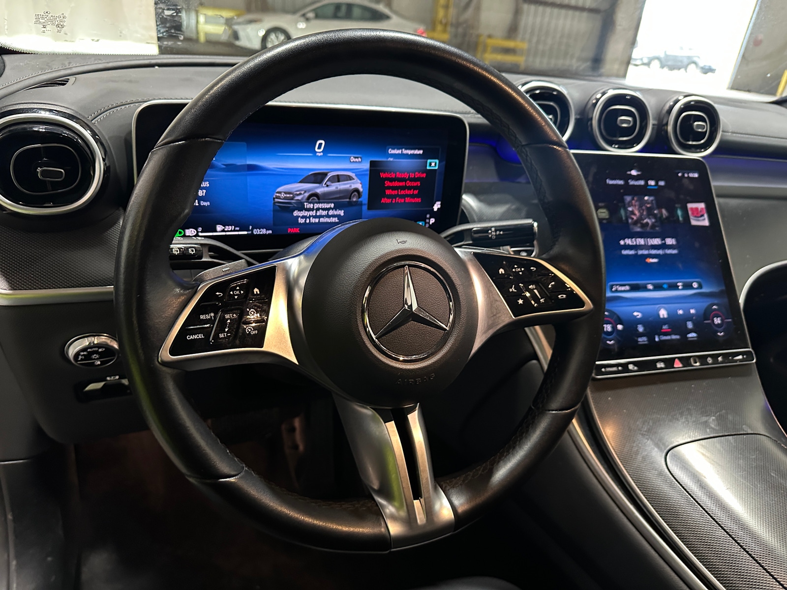 Thumbnail: 2024 Mercedes-Benz GLC - 4