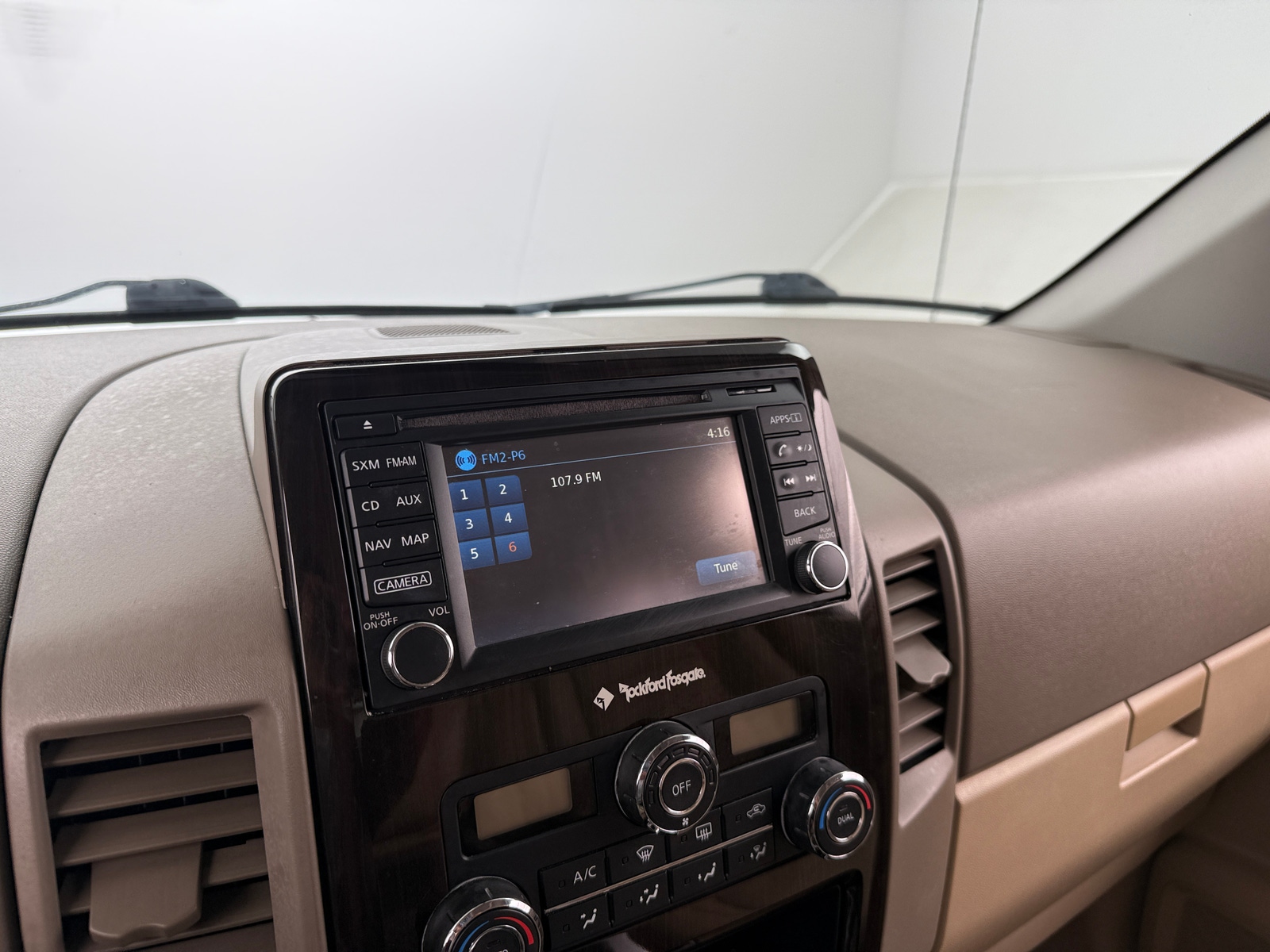 Thumbnail: 2015 Nissan Titan - 3