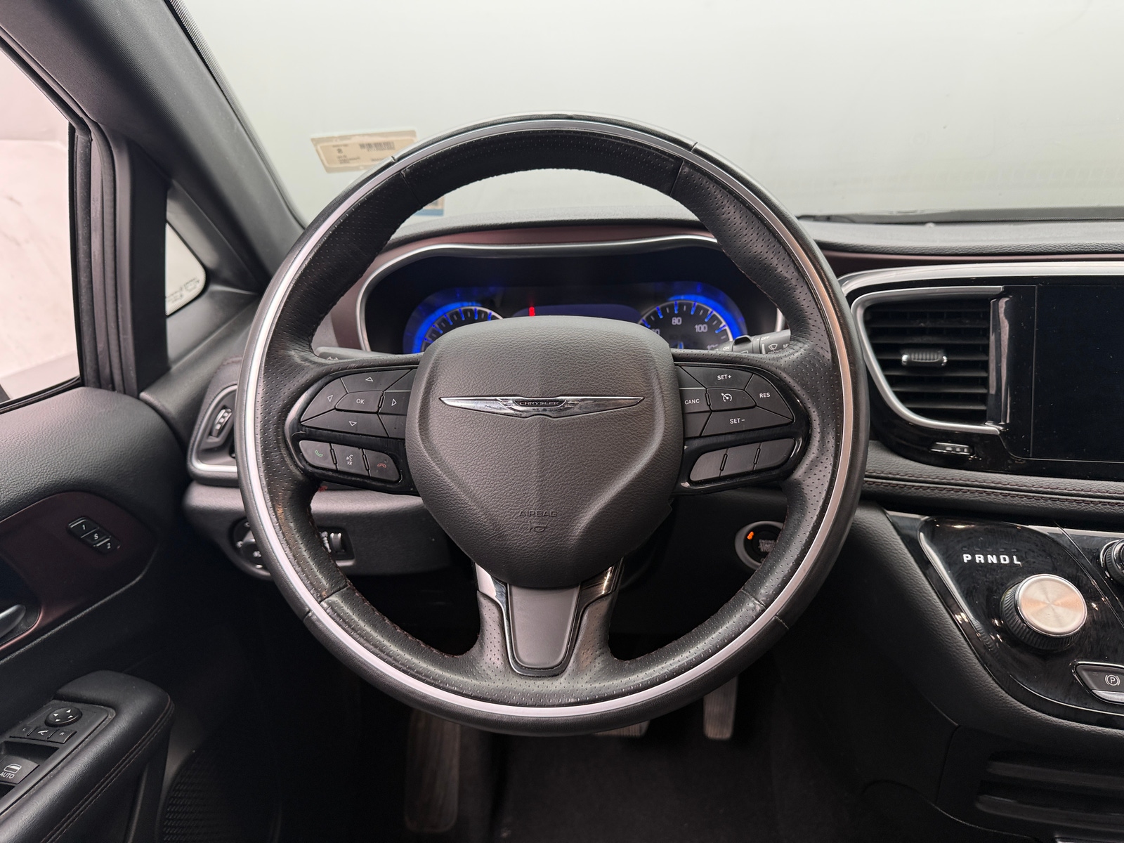 Thumbnail: 2020 Chrysler Pacifica - 4