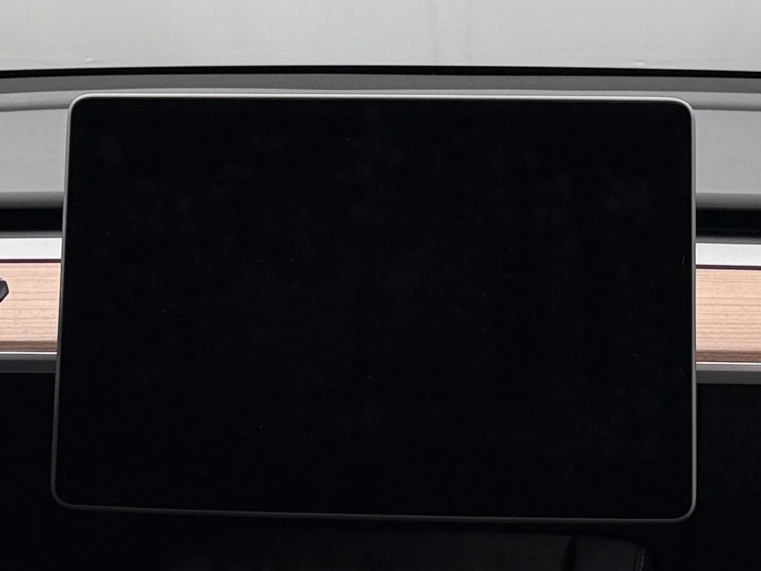 Thumbnail: 2025 Tesla Model Y - 3