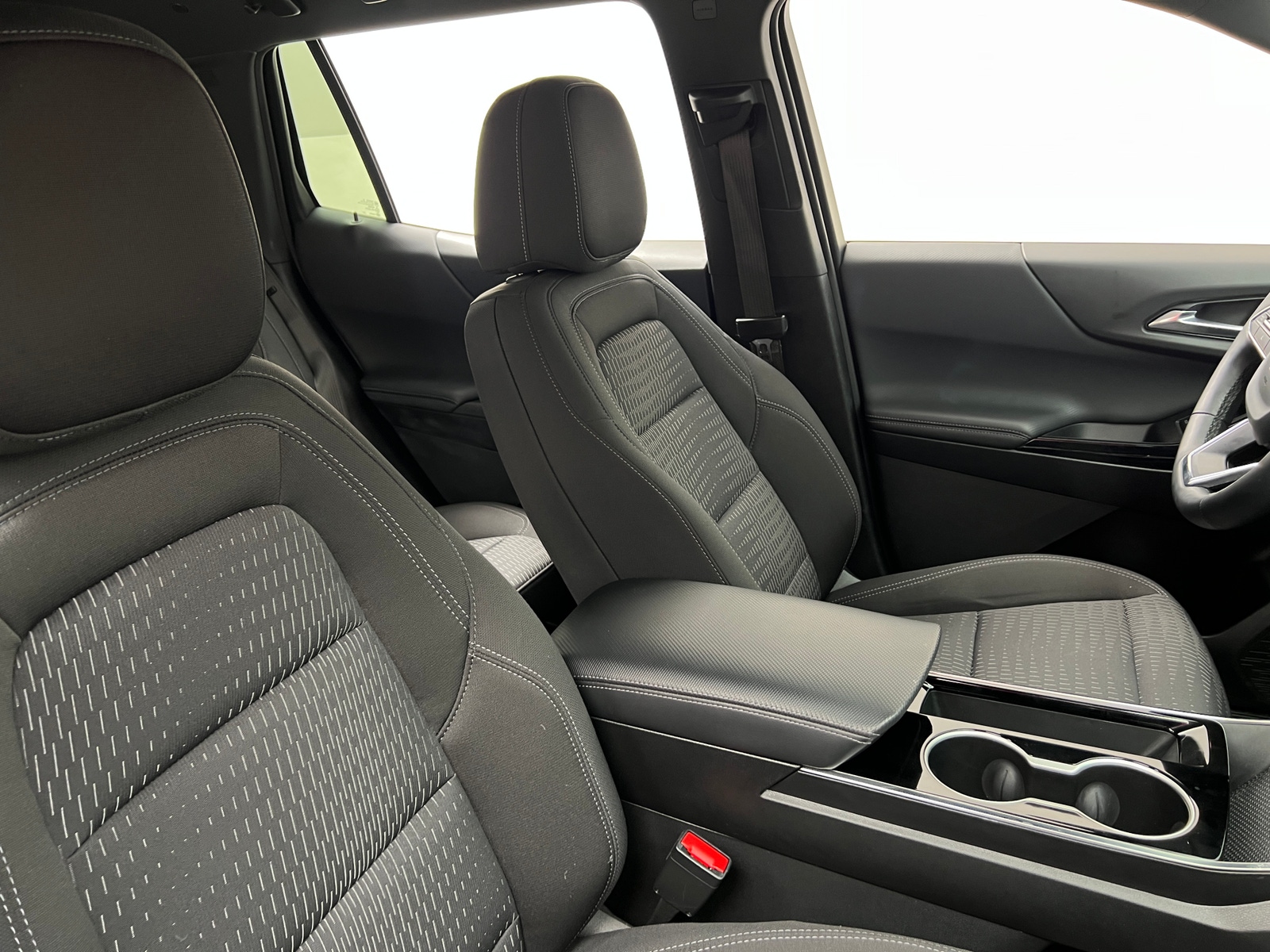 Thumbnail: 2025 Chevrolet Equinox - 2