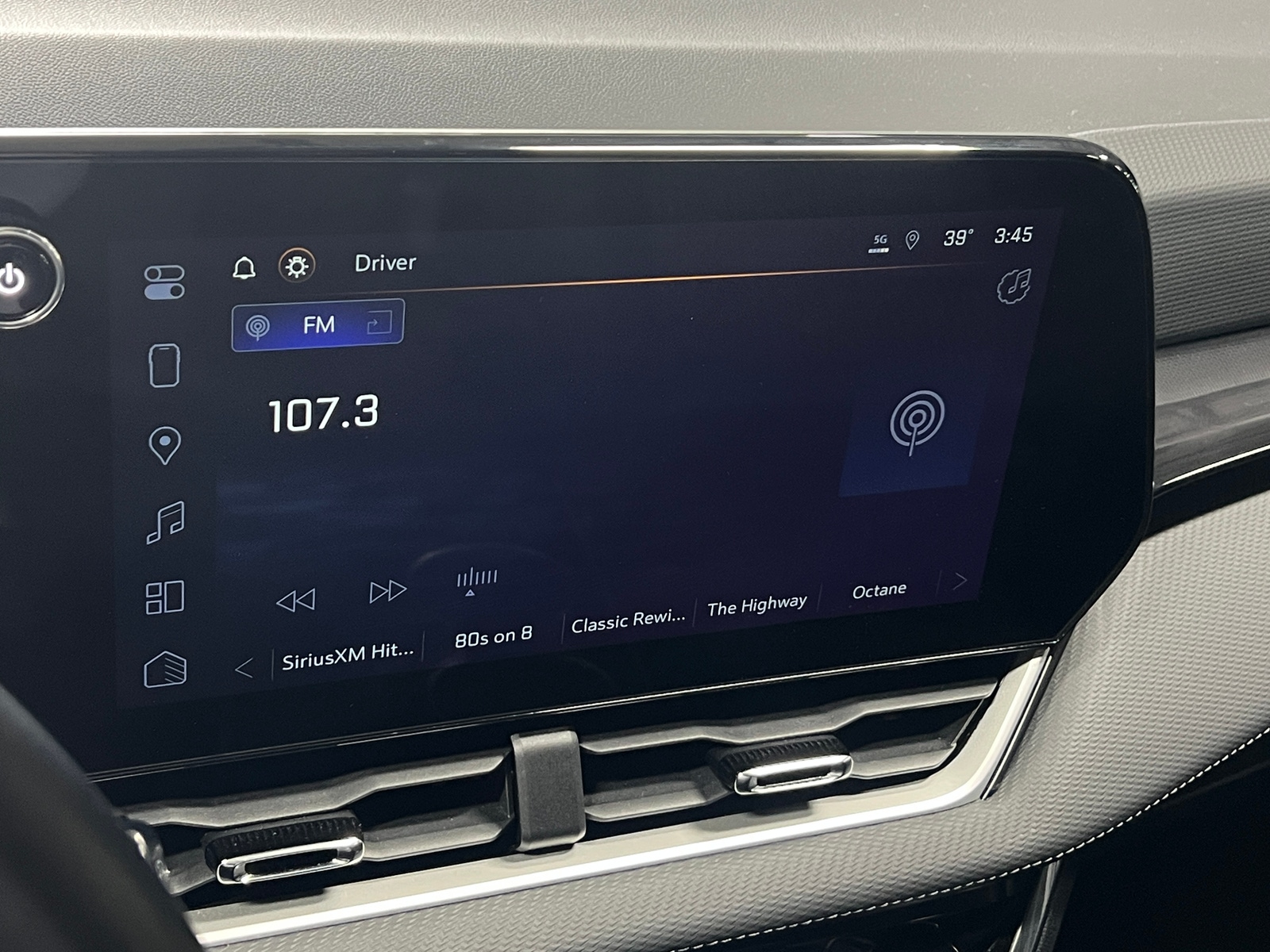 Thumbnail: 2025 Chevrolet Equinox - 4