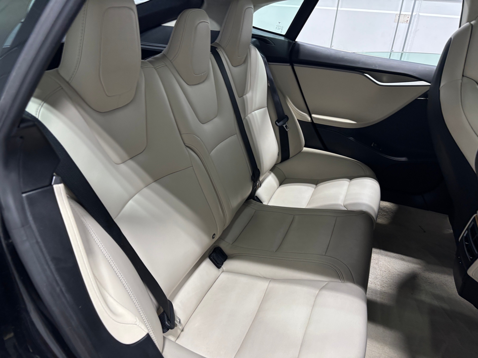 Thumbnail: 2018 Tesla Model S - 5