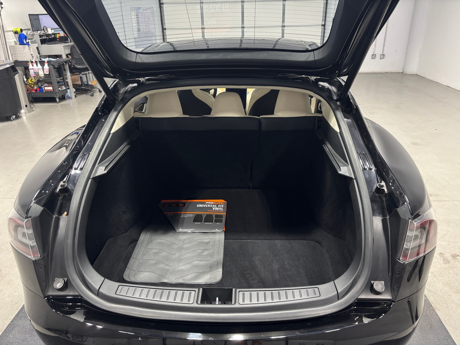 Thumbnail: 2018 Tesla Model S - 6