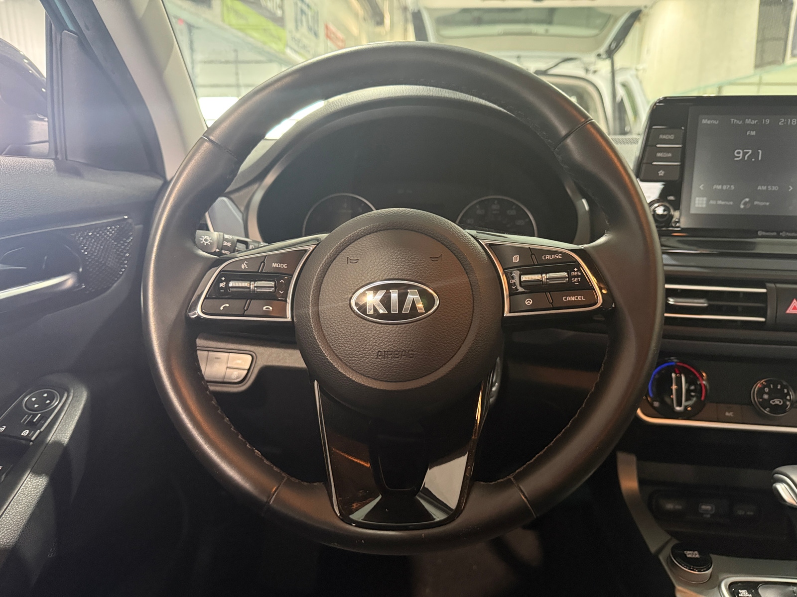 Thumbnail: 2021 Kia Seltos - 4