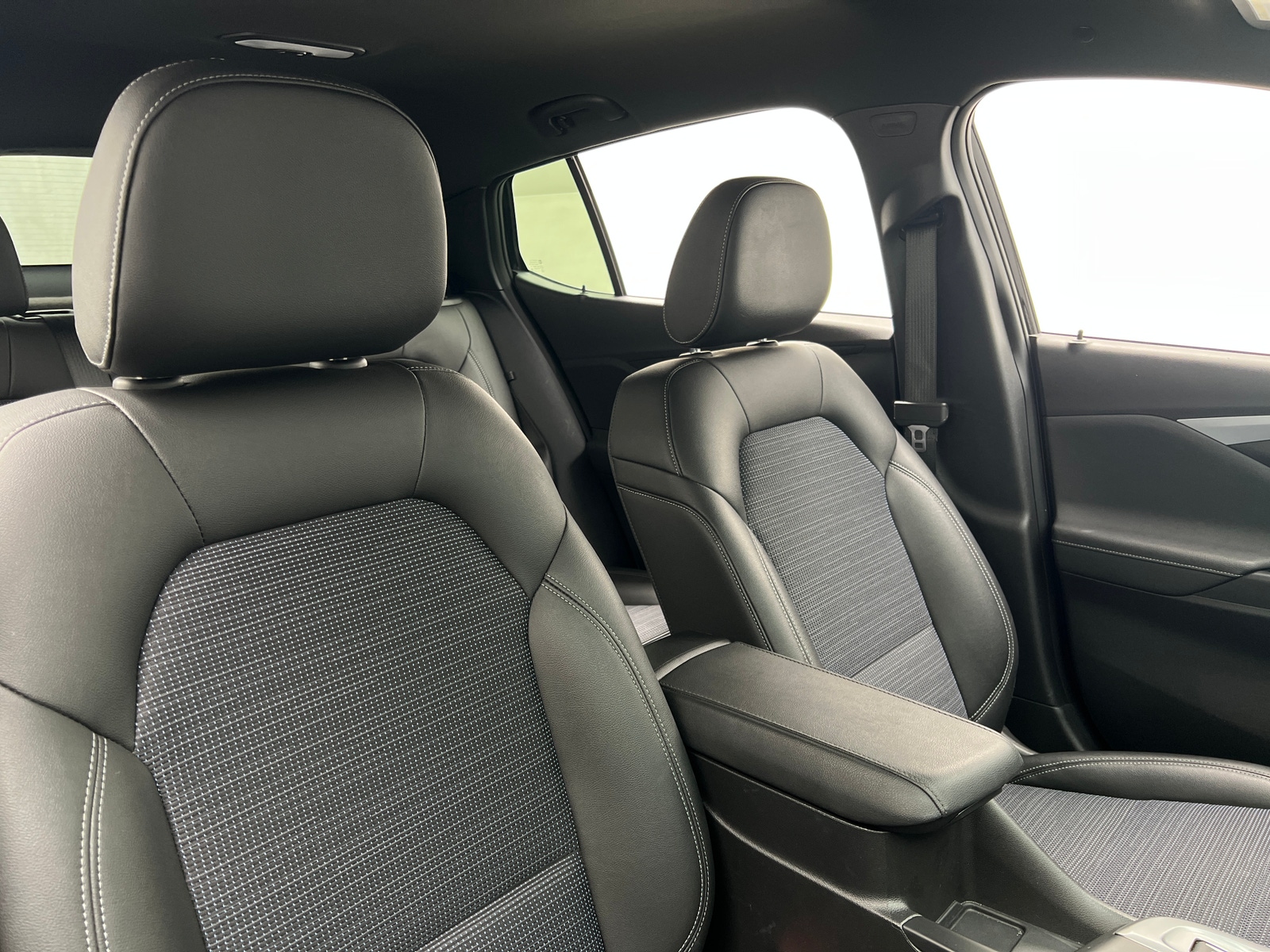 Thumbnail: 2025 Buick Envista - 2