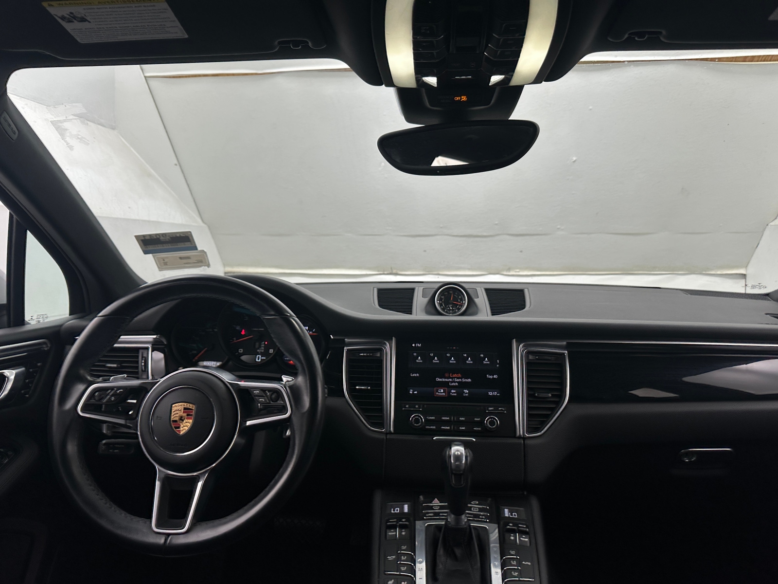 Thumbnail: 2018 Porsche Macan - 2