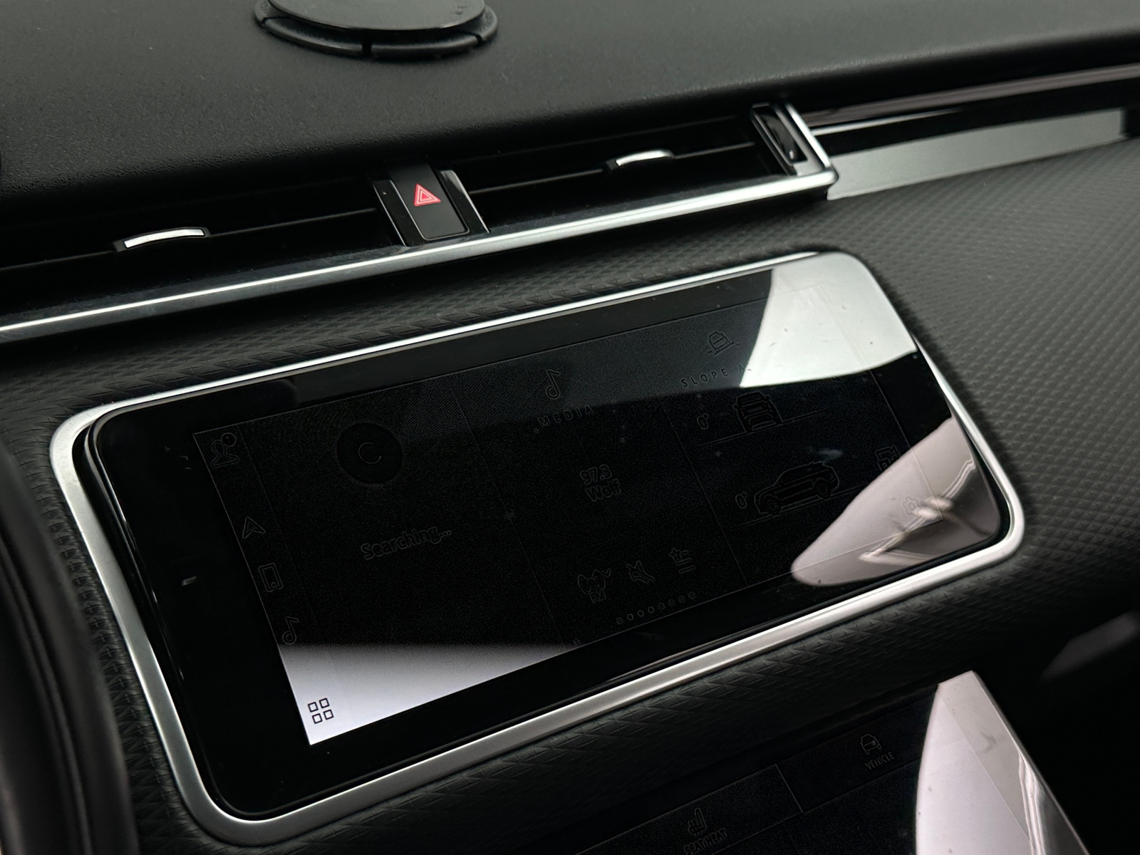 Thumbnail: 2023 Land Rover Range Rover Velar - 3