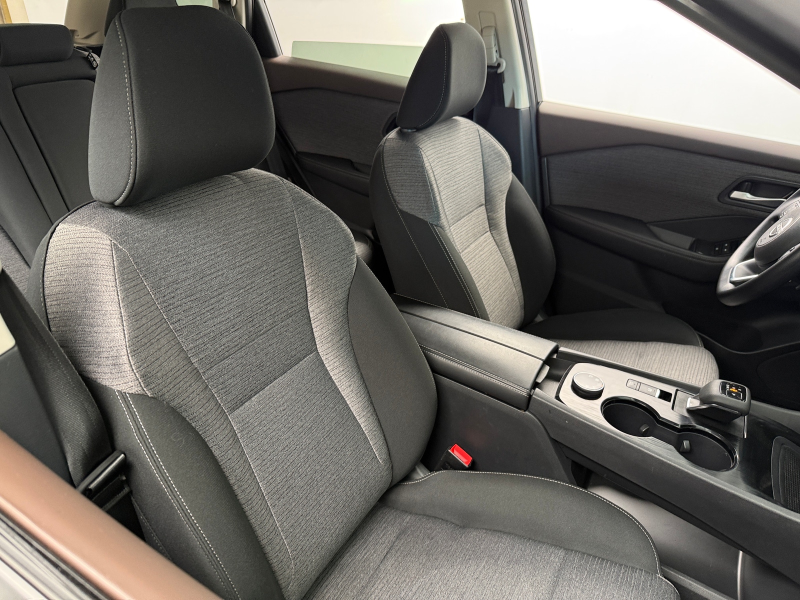 Thumbnail: 2023 Nissan Rogue - 2