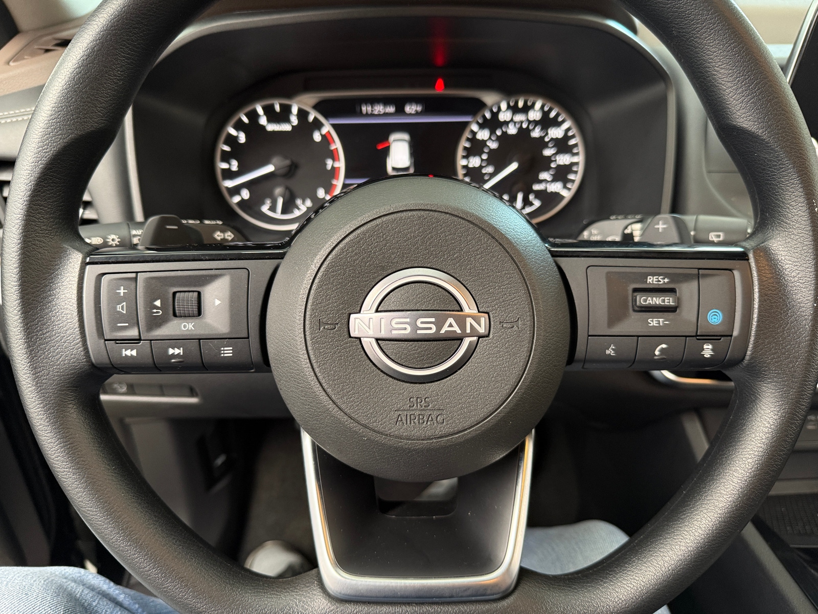 Thumbnail: 2023 Nissan Rogue - 5