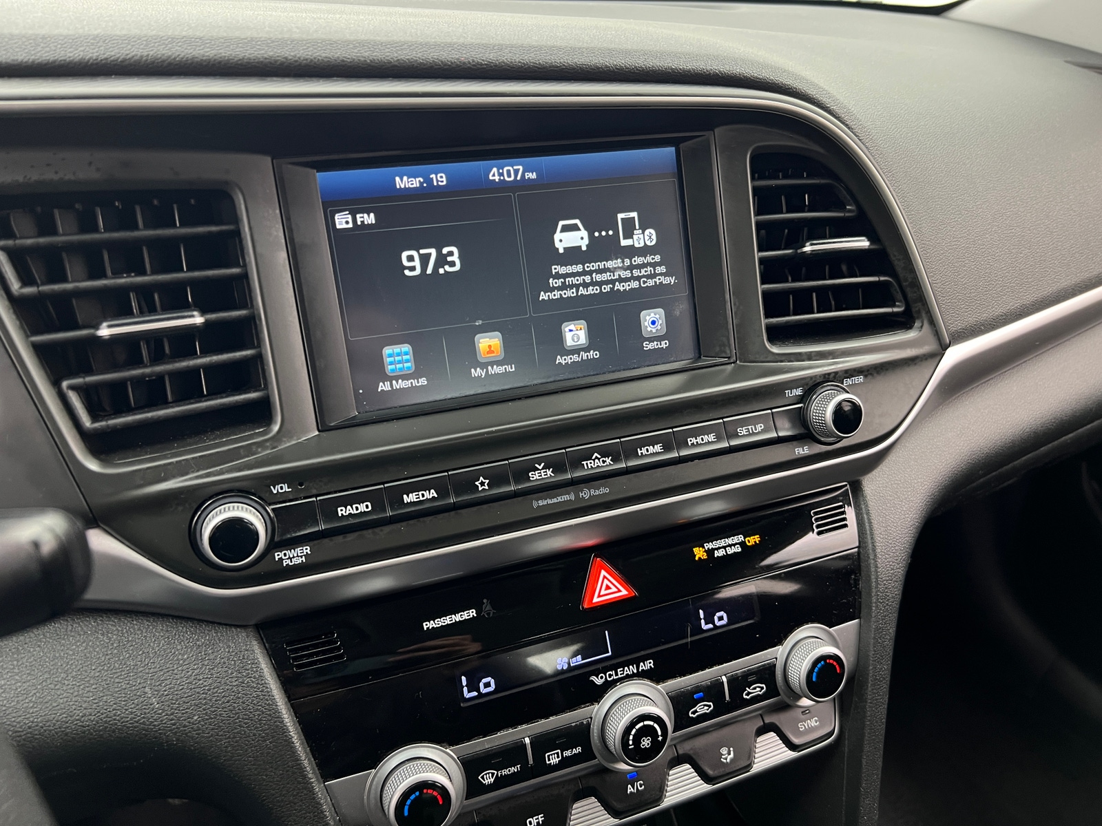 Thumbnail: 2020 Hyundai Elantra - 4