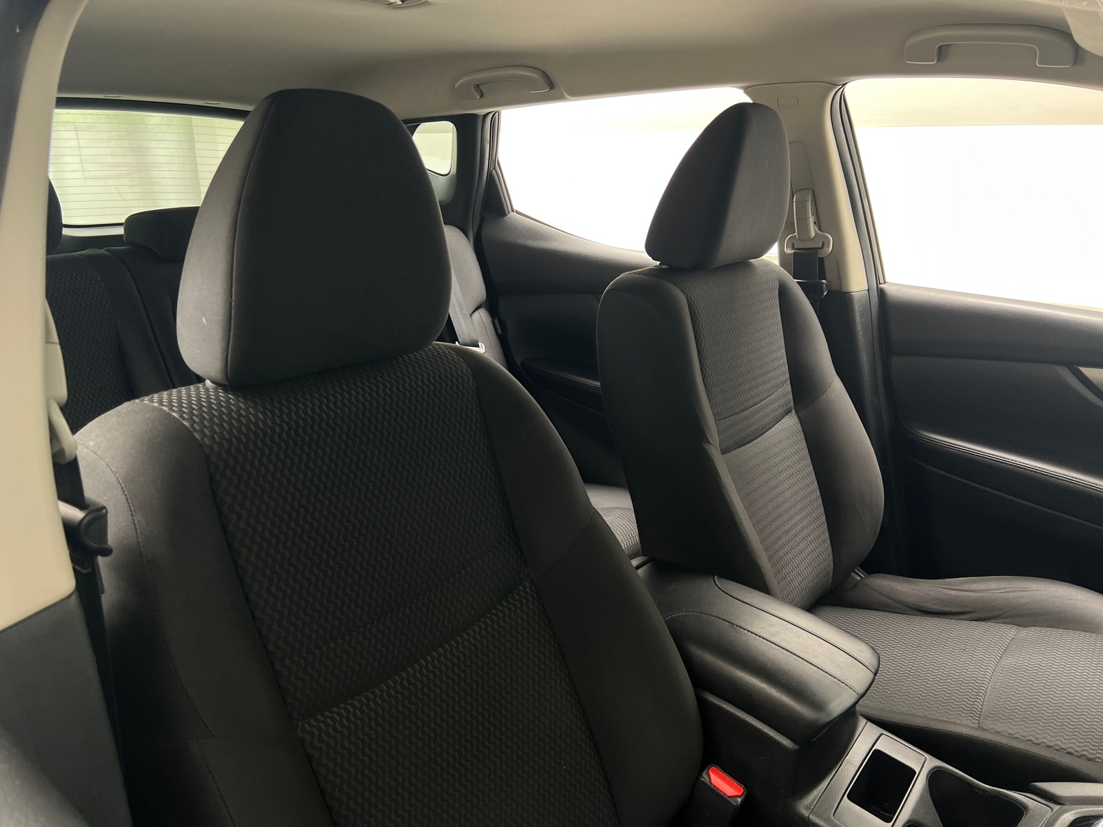 Thumbnail: 2020 Nissan Rogue Sport - 2