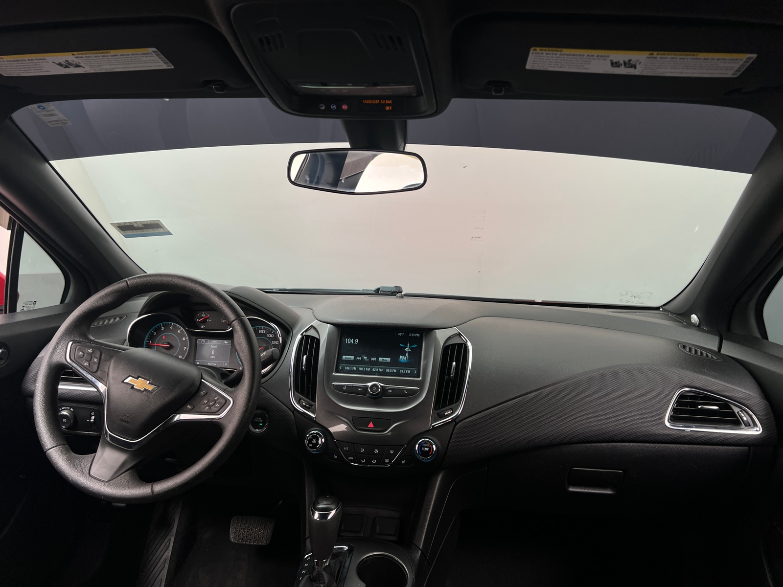 Thumbnail: 2017 Chevrolet Cruze - 3