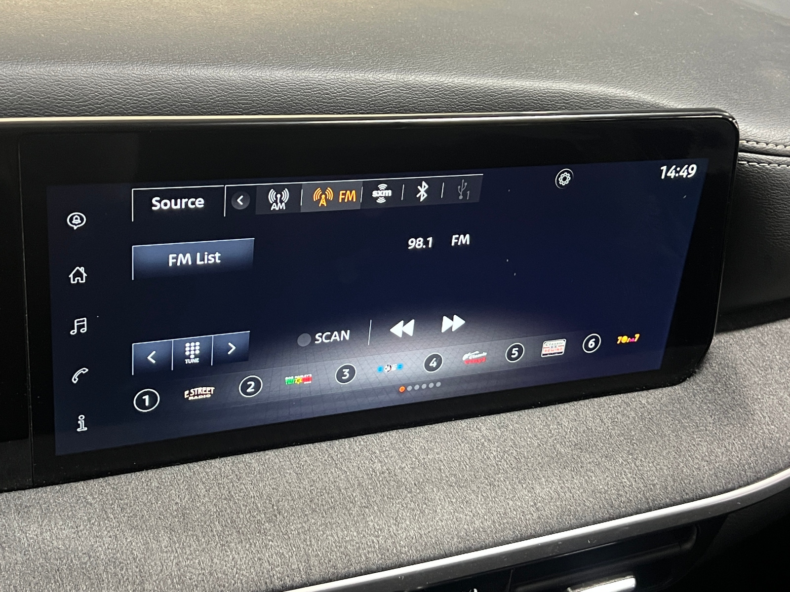 Thumbnail: 2025 Nissan Kicks - 4