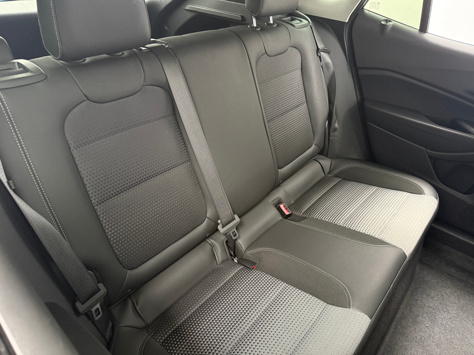 Thumbnail: 2025 Chevrolet Trax - 6