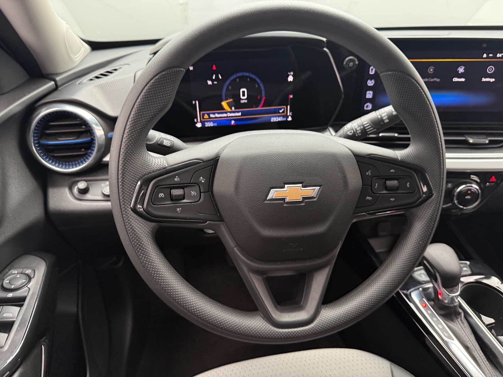 Thumbnail: 2025 Chevrolet Trax - 5