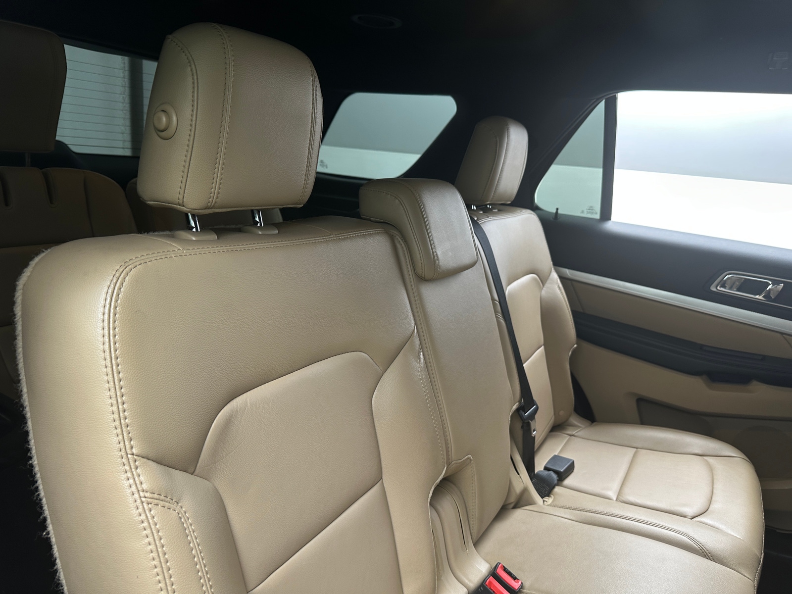 Thumbnail: 2017 Ford Explorer - 6