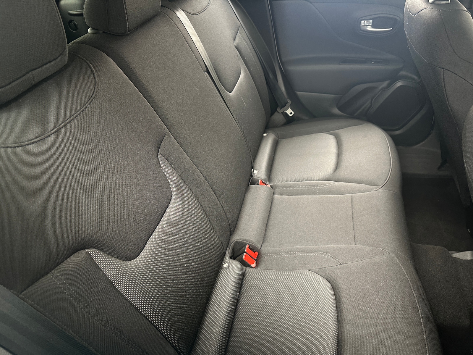 Thumbnail: 2022 Jeep Renegade - 6