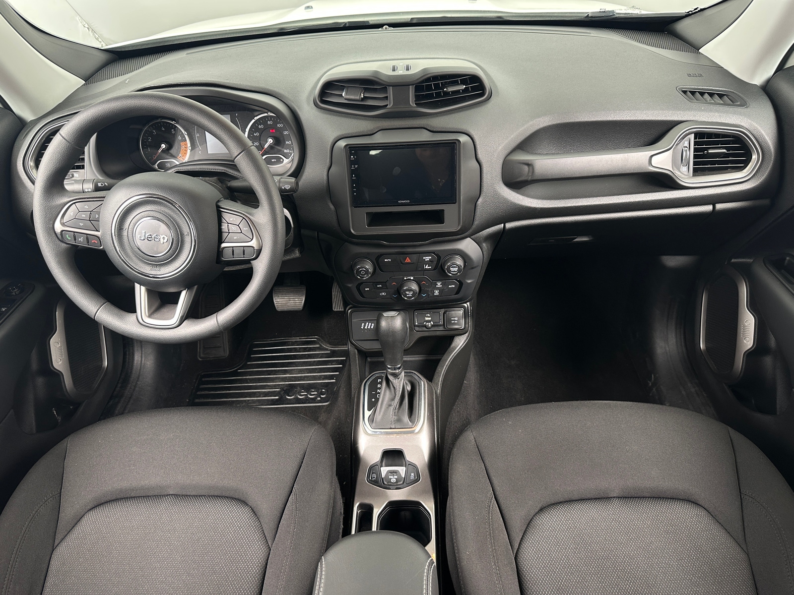 Thumbnail: 2022 Jeep Renegade - 3