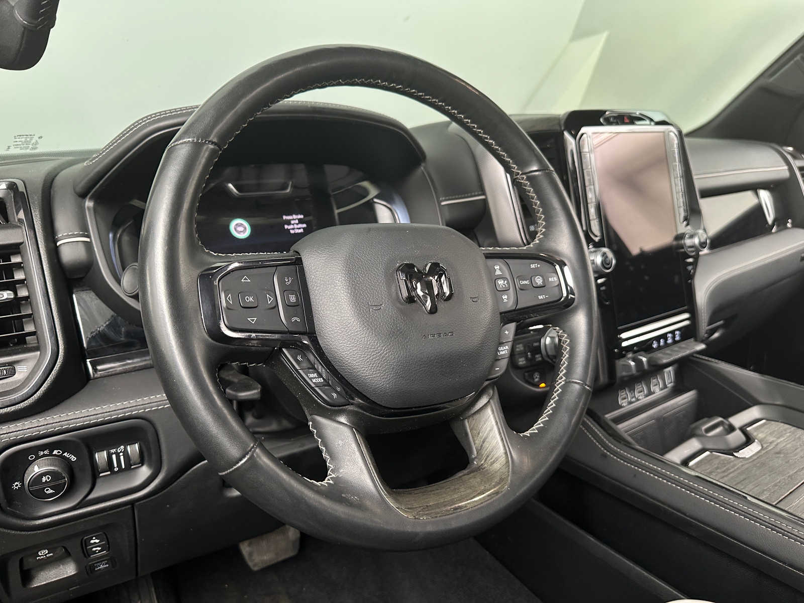 Thumbnail: 2025 RAM 1500 - 4