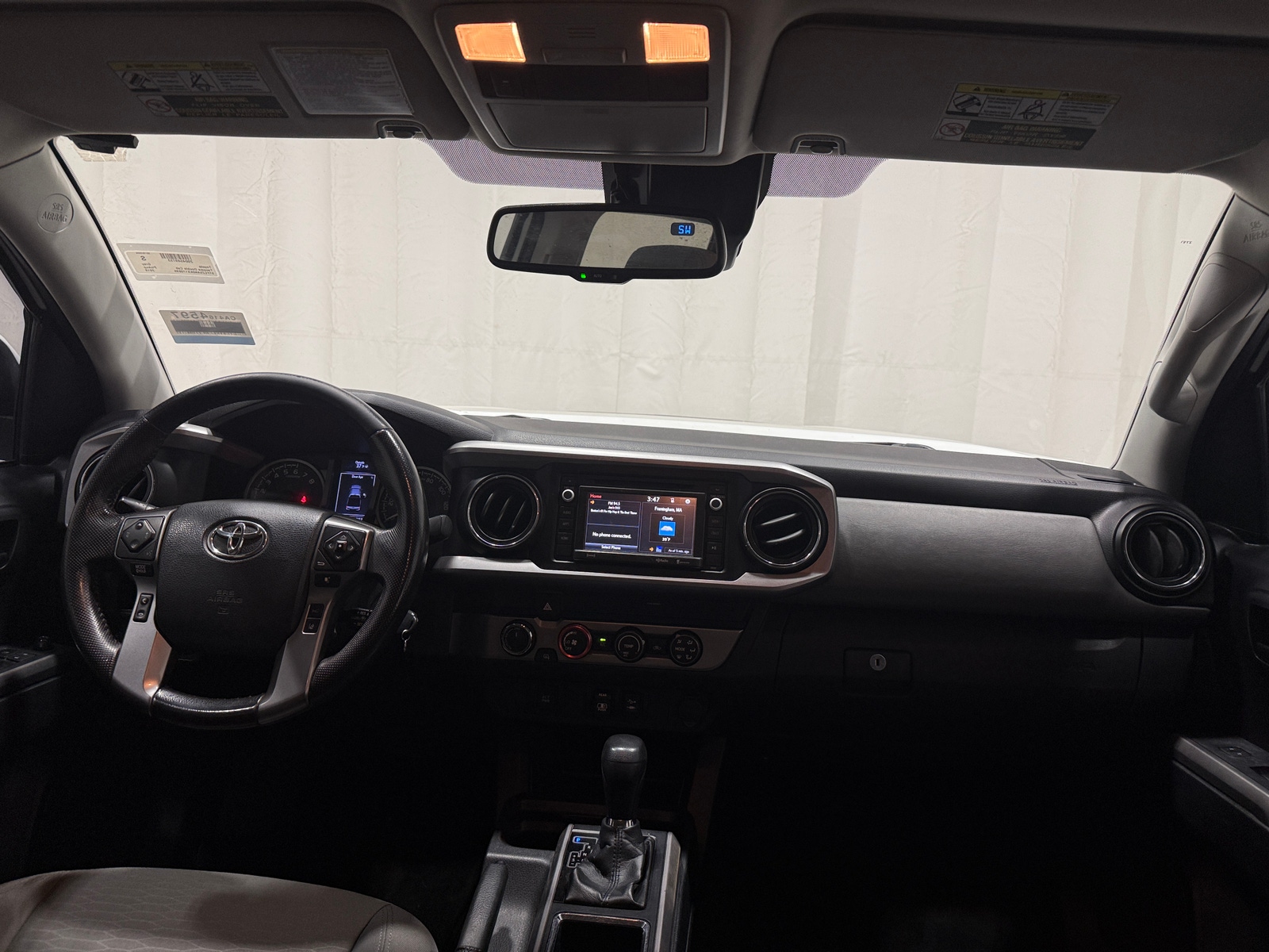 Thumbnail: 2019 Toyota Tacoma - 3