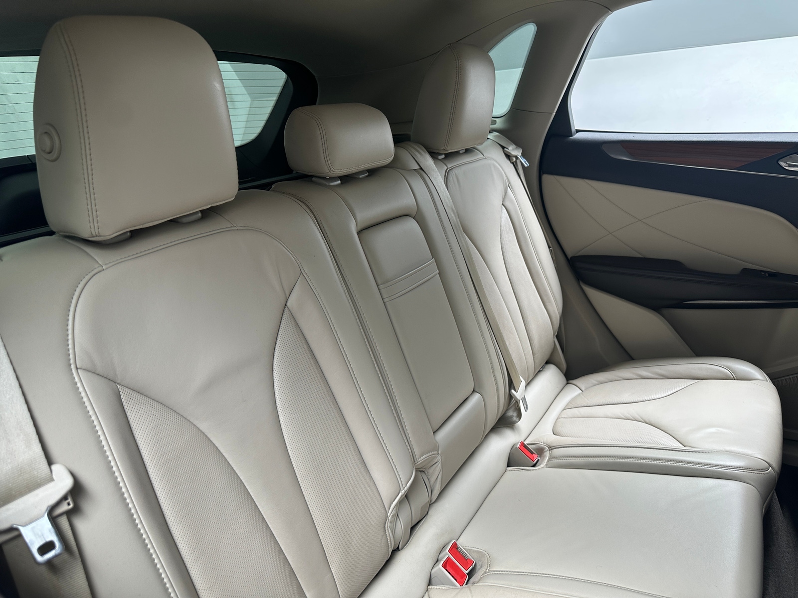 Thumbnail: 2017 Lincoln MKC - 5