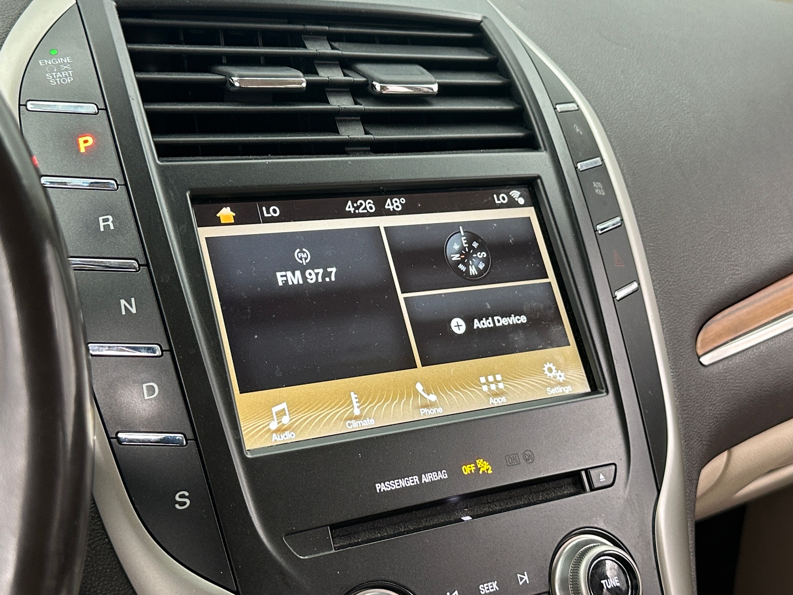 Thumbnail: 2017 Lincoln MKC - 3