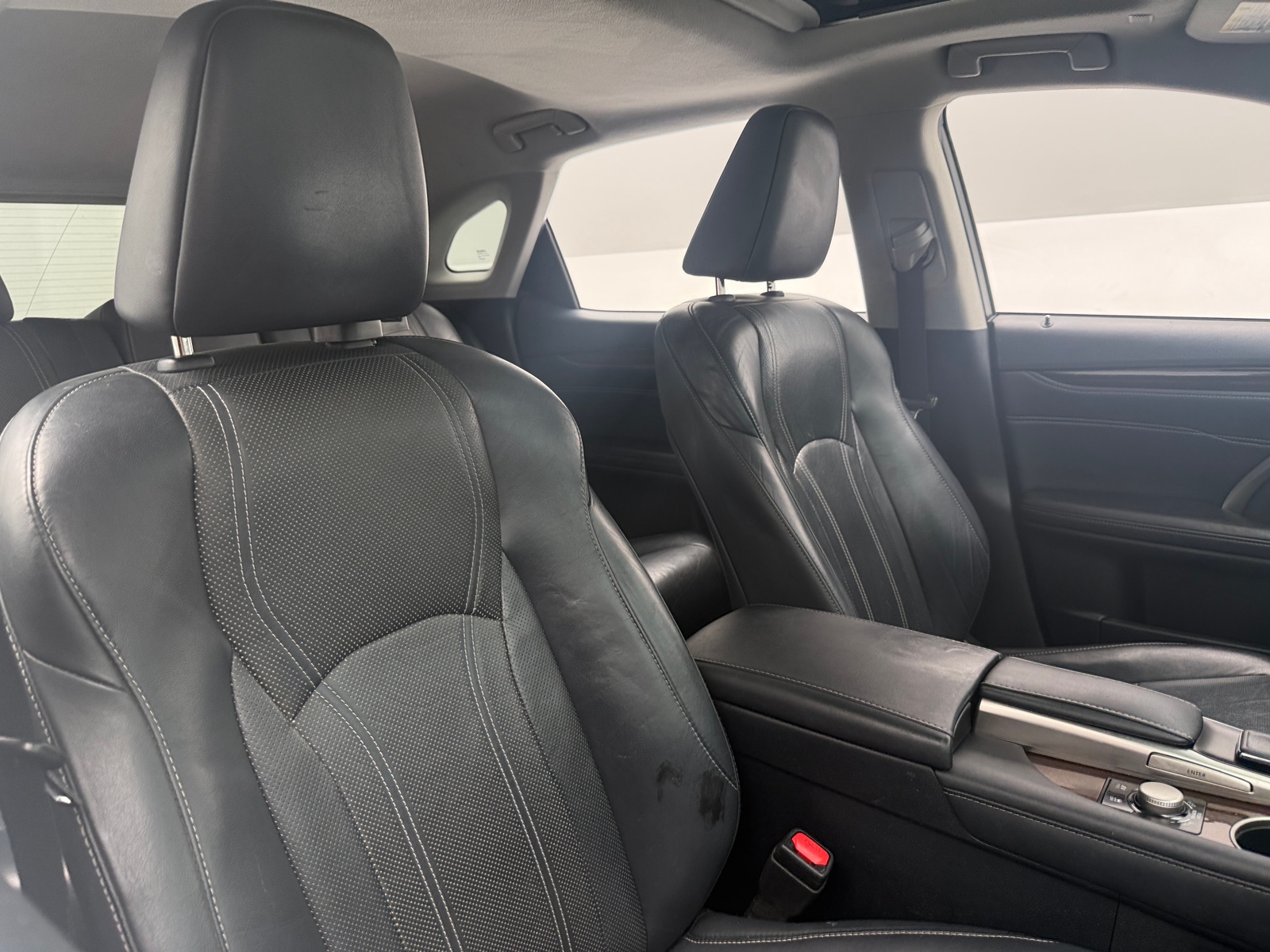 Thumbnail: 2019 Lexus RX - 2