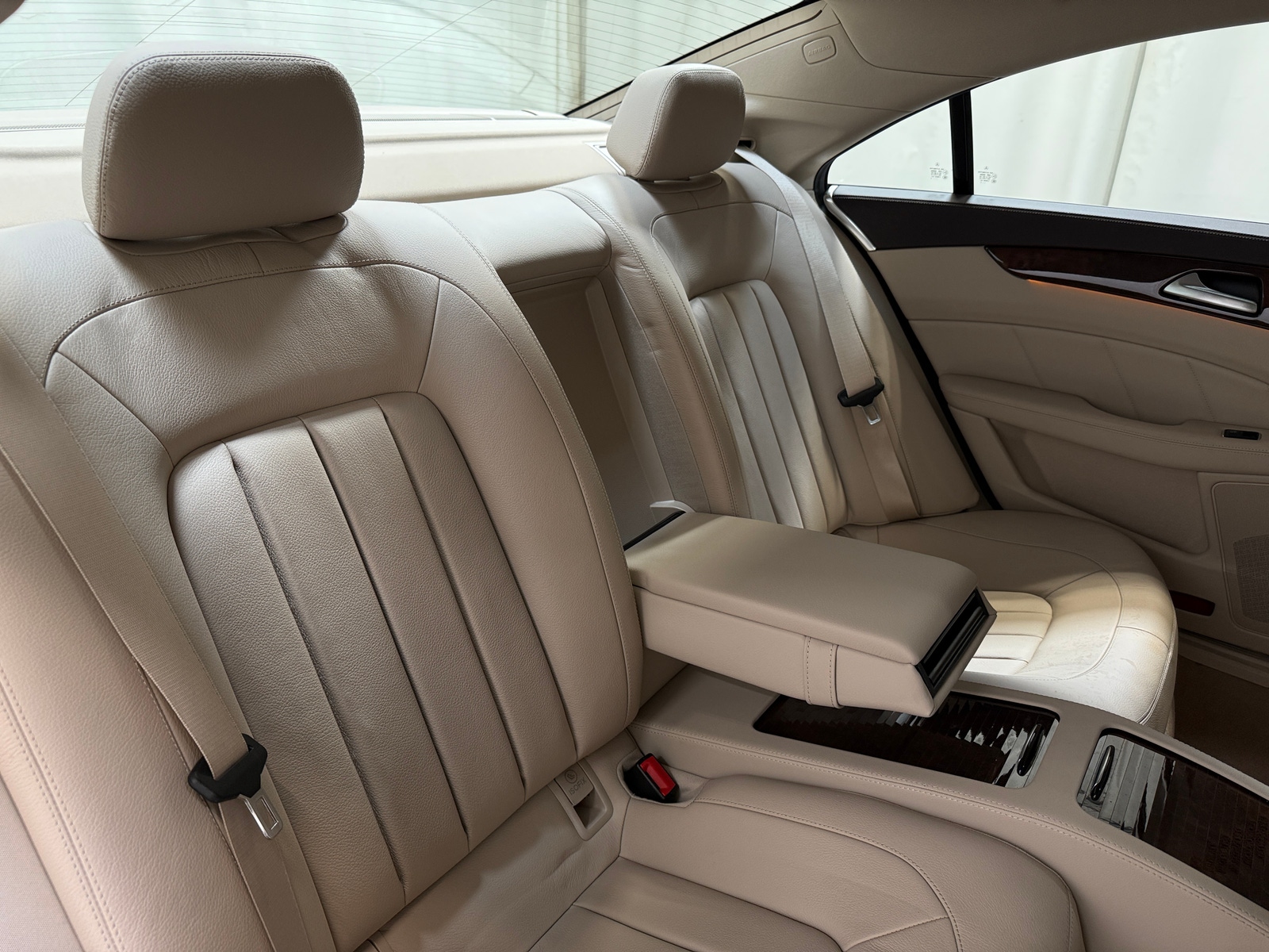 Thumbnail: 2017 Mercedes-Benz CLS - 5