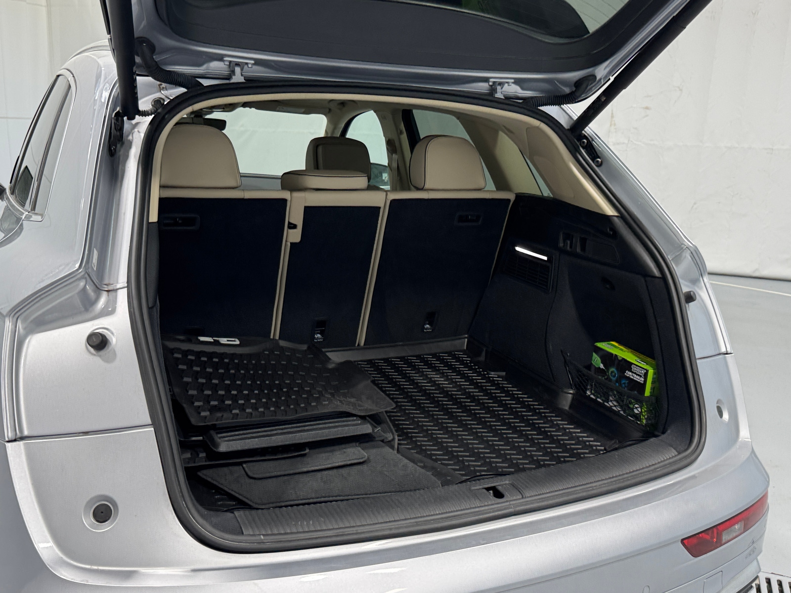 Thumbnail: 2023 Audi Q5 - 6